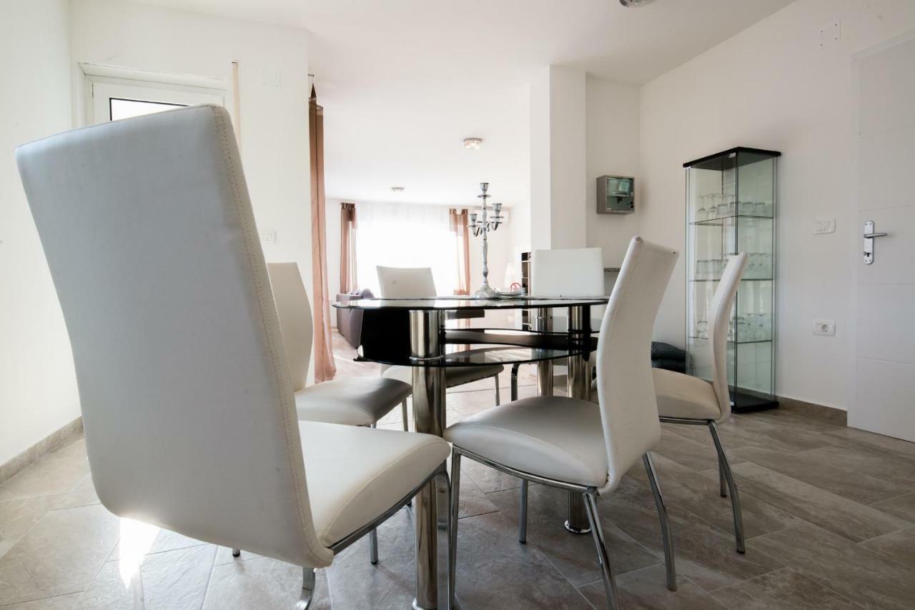 Ferienhaus Bucic Buje Εξωτερικό φωτογραφία